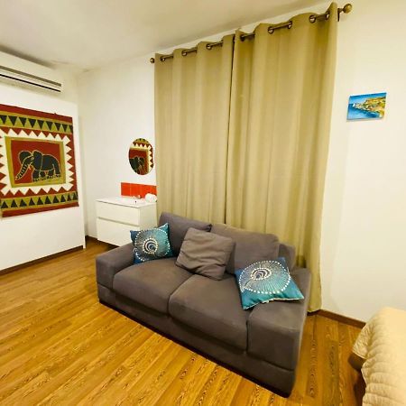 Marco Polo Party Hostel San Ġiljan Kültér fotó